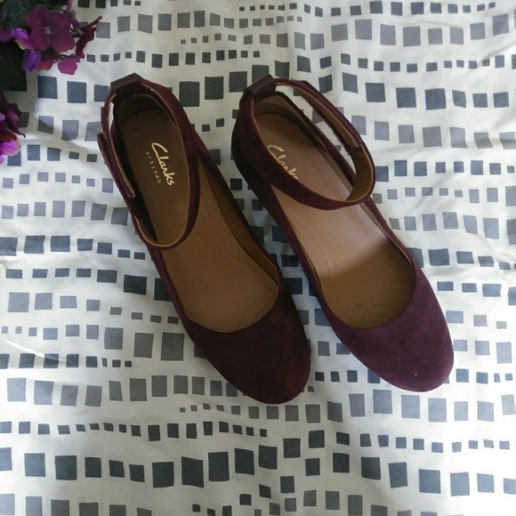 clarks shoes with velcro